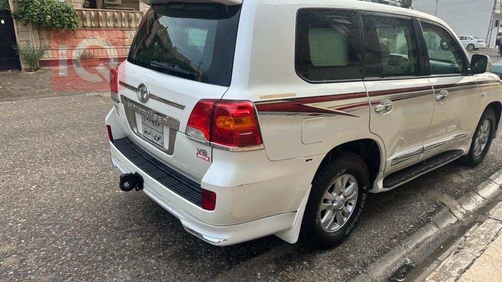 تويوتا لاندكروزر